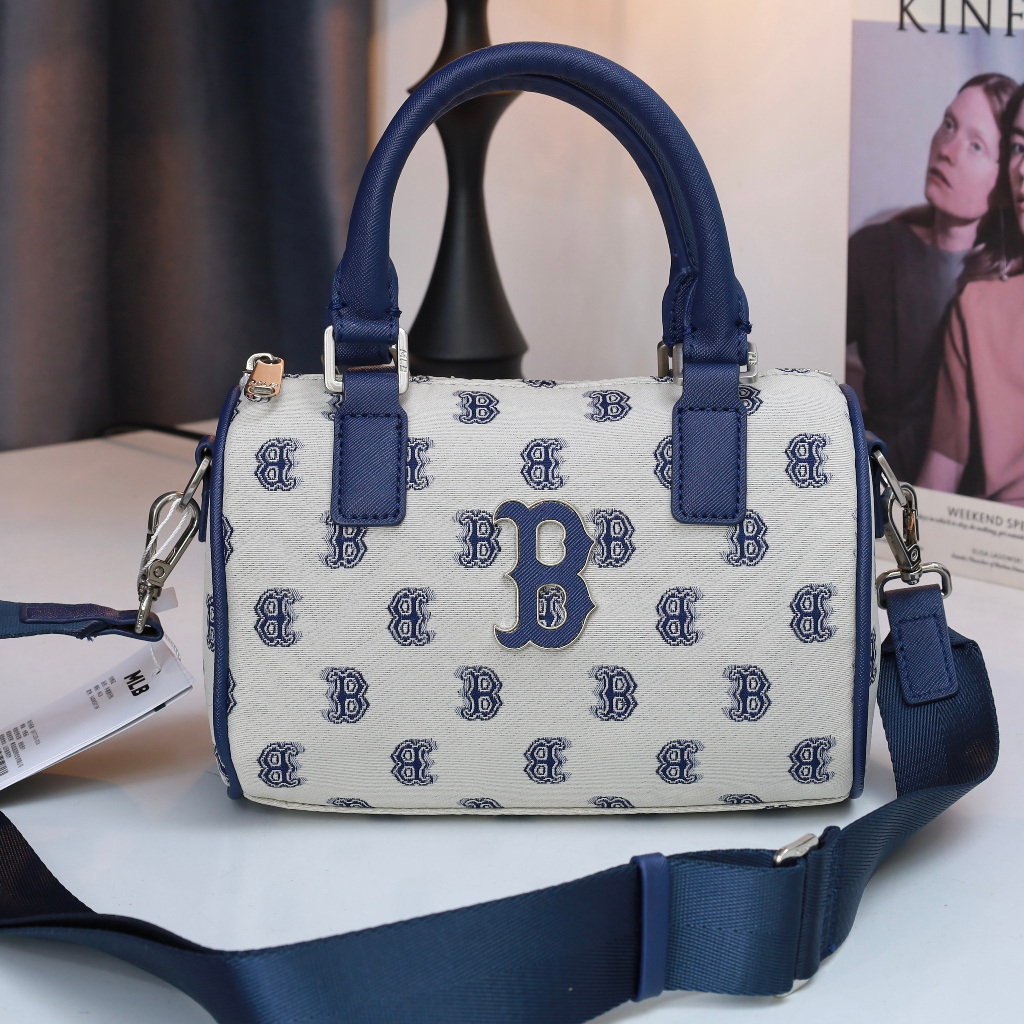 Túi xách tay + đeo chéo mlb size 20cm*10cm*13cm  đủ màu