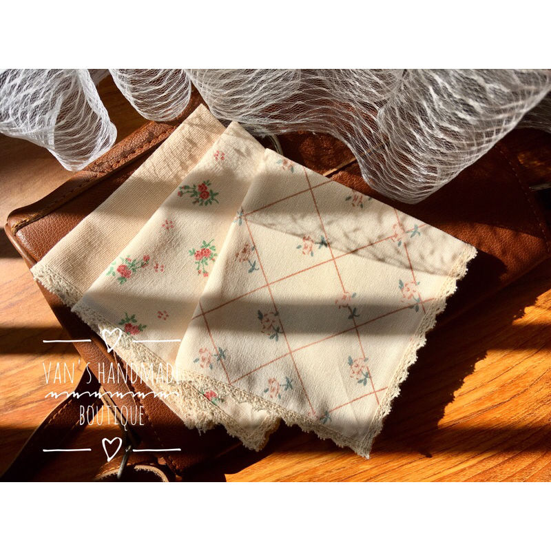 Khăn tay vải linen 1 lớp viền ren Vintage, quà tặng handmade