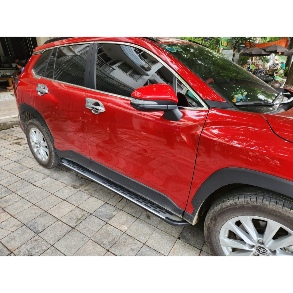 Bậc lên xuống, bệ bước chân lên xuống cao cấp xe Toyota Corolla Cross mẫu LA