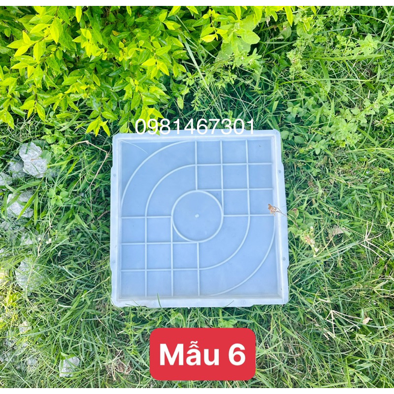 Khuôn đúc gạch lát sân vườn nhựa PP kích thước 40x40x3;5 cm