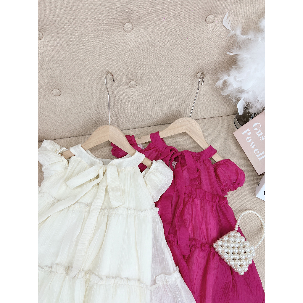 Váy bé gái trễ vai tơ mềm óng 2 mầu Trắng và Tím hồng 10-30kg XHN1275