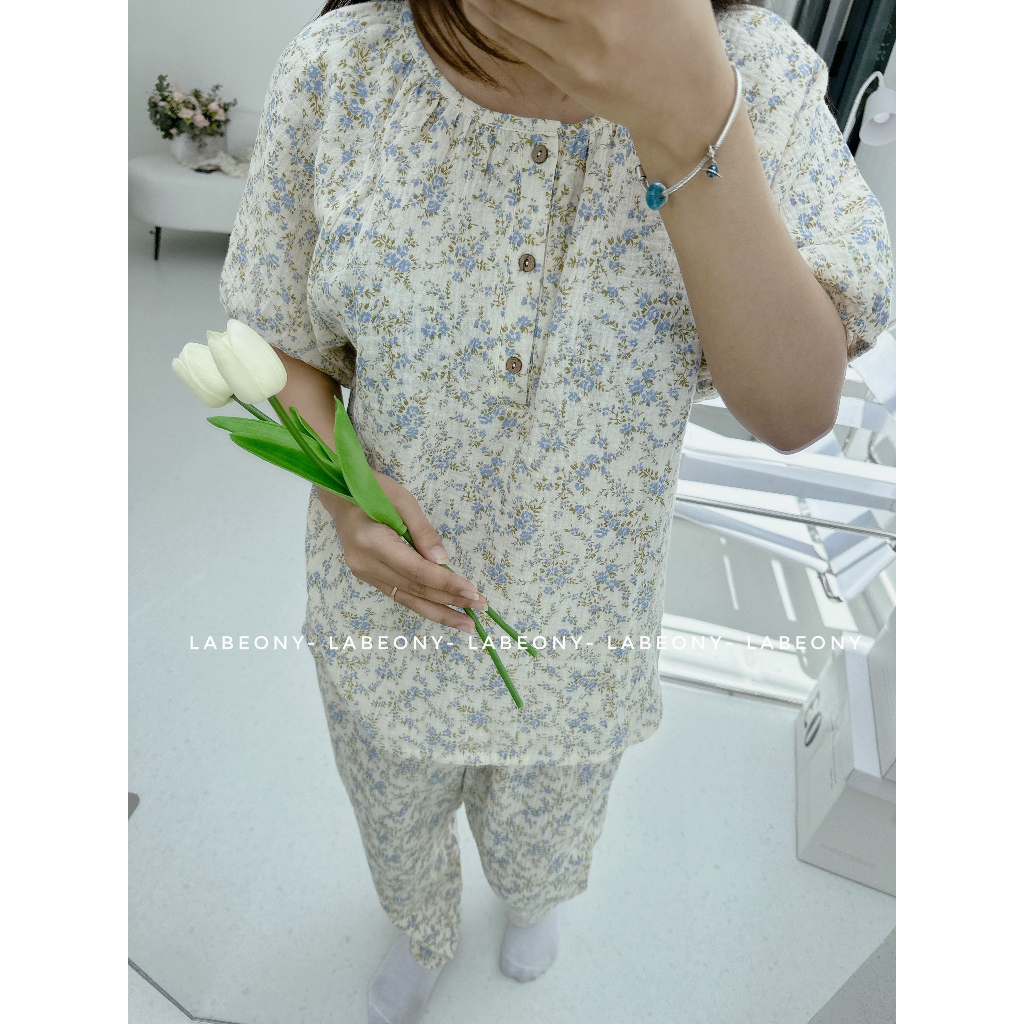 Đồ bộ nữ mặc nhà Pyjama cổ tròn đính cúc ngắn dài muslin Hàn Labeony