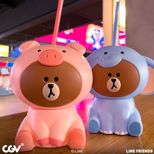 Ly nước CGV Cinemas Vietnam Jungle Brown