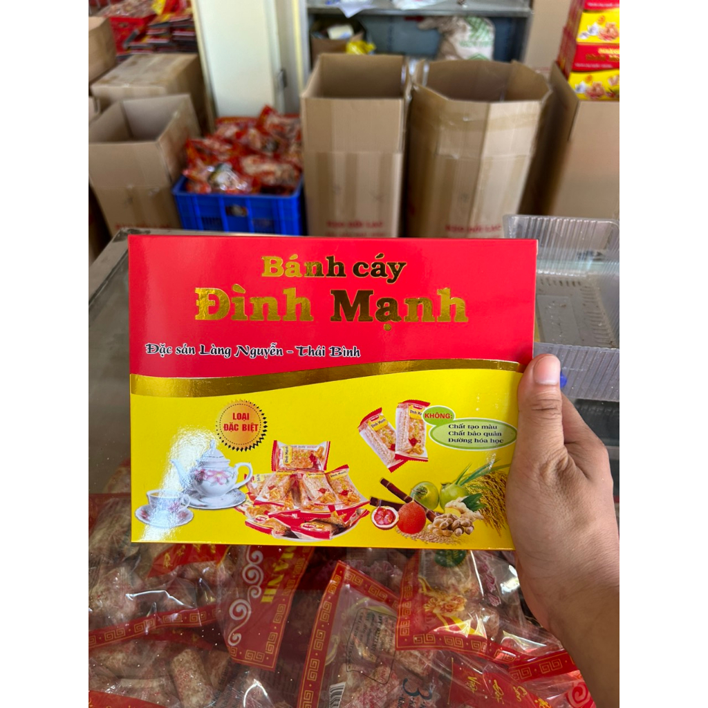 Bánh Cáy Làng Nguyễn - Bánh Cáy Đình Mạnh Đặc Sản Thái Bình Hàng Loại Cắt Miếng Nhỏ Hộp Vừa Mạ Vàng 500g