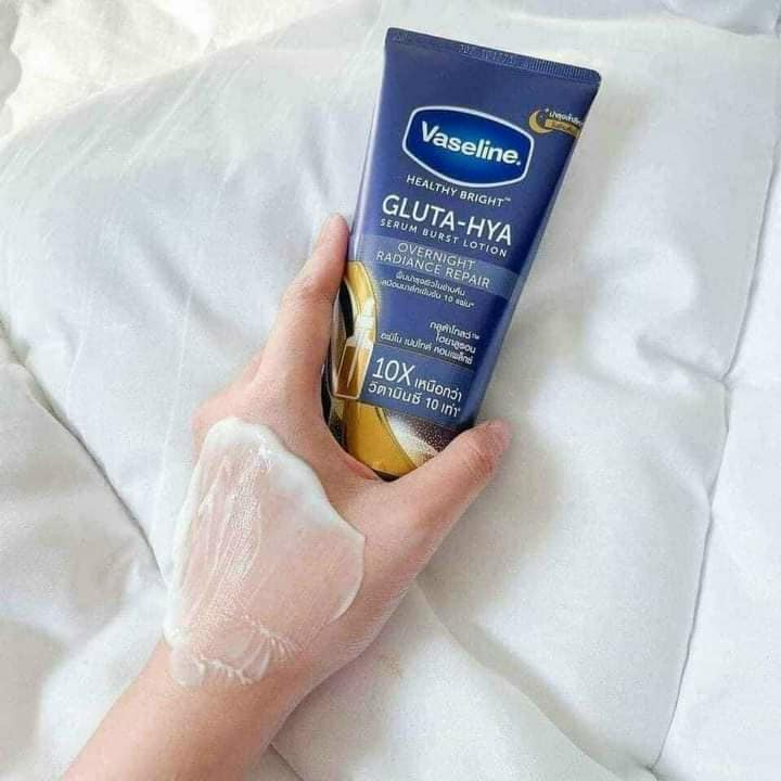 Sữa Dưỡng Thể Vaseline Healthy Bright Gluta HYA 10X