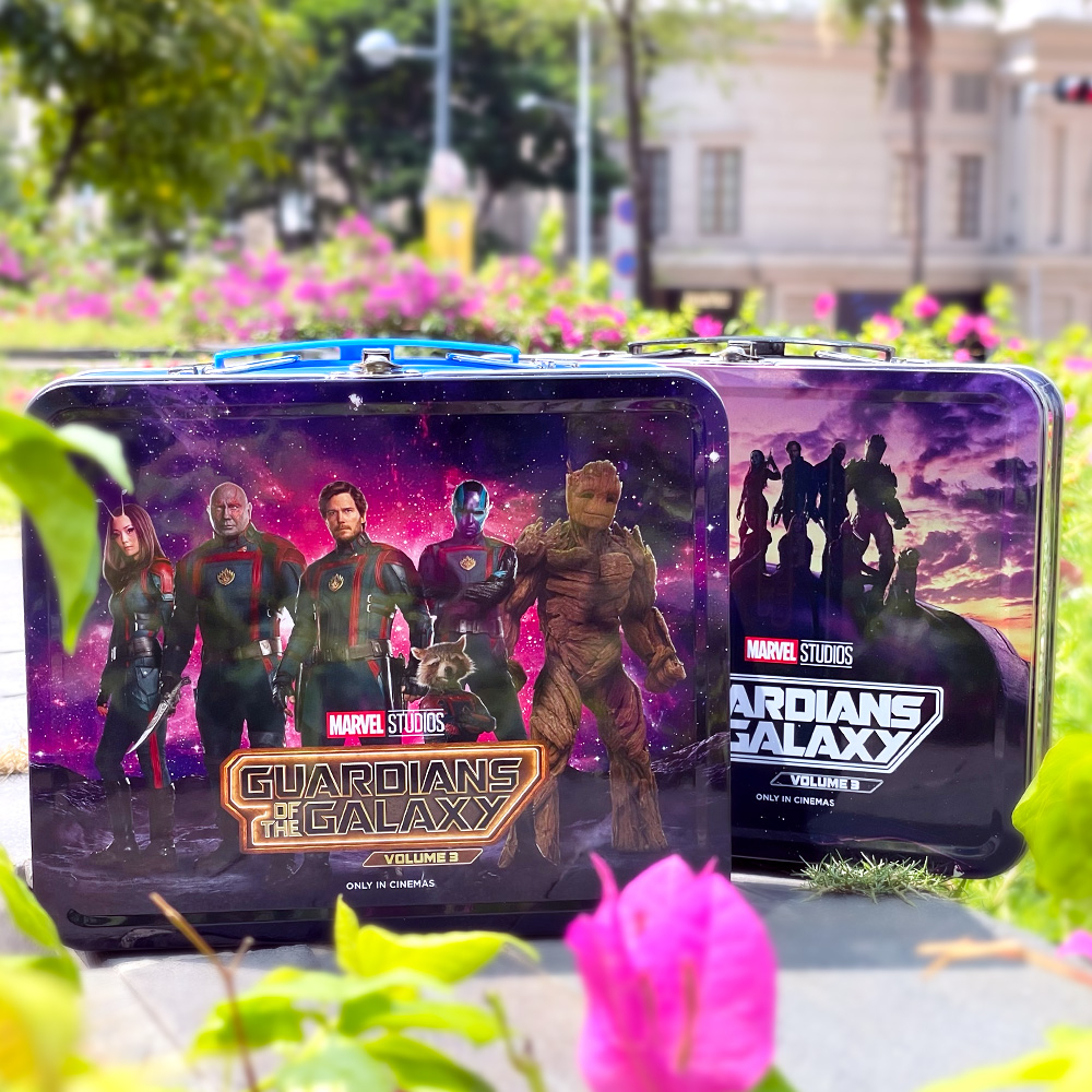 Hộp thiếc CGV Cinemas Vietnam Vệ binh giải ngân hà