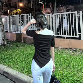 áo trễ vai vạt chéo