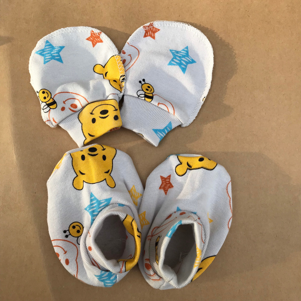 Set mũ, bao tay, tất chân cho bé sơ sinh thun cotton xuất xin - đẹp, giao màu ngẫu nhiên
