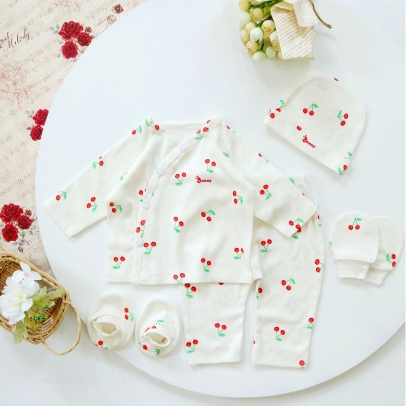 Bộ dài sơ sinh cúc chéo bao gồm nón vớ chính hãng Bunnybaby