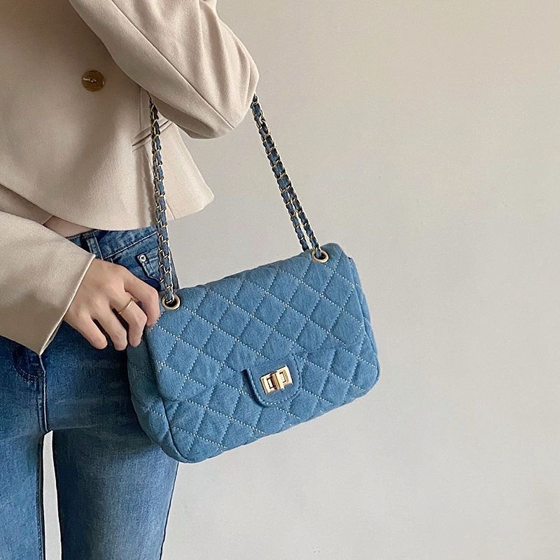 Túi xách nữ, túi đeo chéo nữ denim khóa xoay thời trang