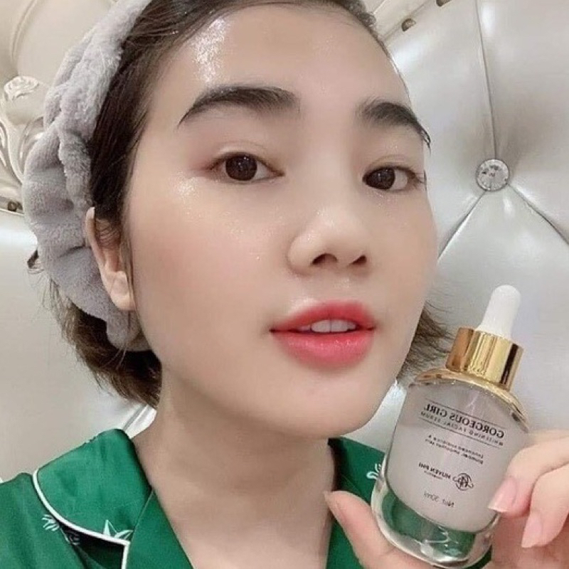 Bộ đôi kem abutin dưỡng trắng + serum sâm sạch nám ban đêm.