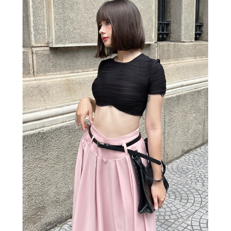 Bộ 3 Chi tiết gồm áo, chân váy và dây nịt