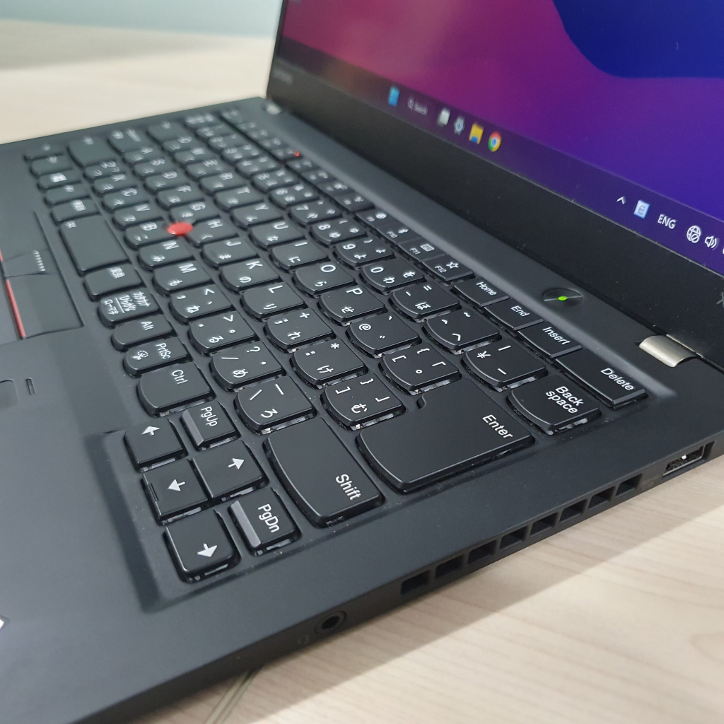 Laptop Lenovo Thinkpad X1 Carbon Gen 5 Core I5 Ram 8GB/SSD 256GB - Dòng Doanh Nhân Siêu Mỏng Nhẹ 1.1kg
