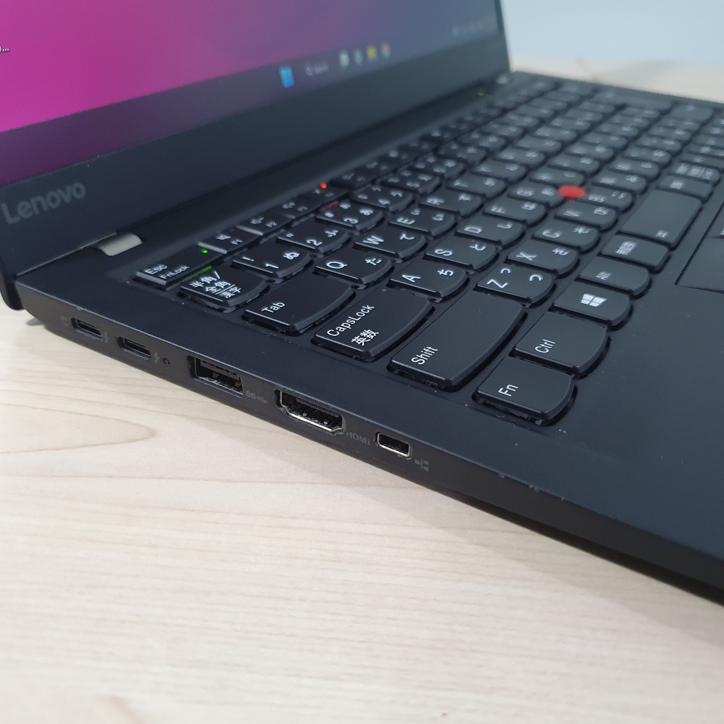 Laptop Lenovo Thinkpad X1 Carbon Gen 5 Core I5 Ram 8GB/SSD 256GB - Dòng Doanh Nhân Siêu Mỏng Nhẹ 1.1kg