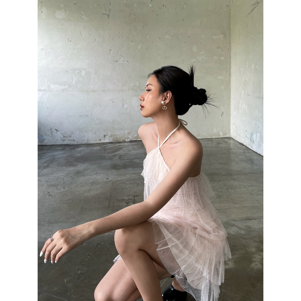 Đầm yếm hồng tầng kim tuyến - Lady's Slipper Dress - DEPASS