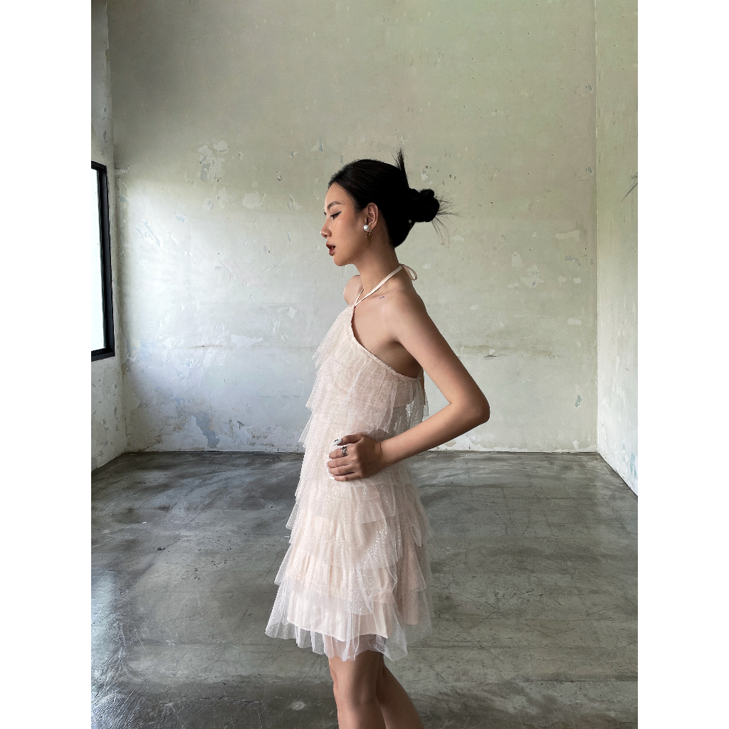 Đầm yếm hồng tầng kim tuyến - Lady's Slipper Dress - DEPASS