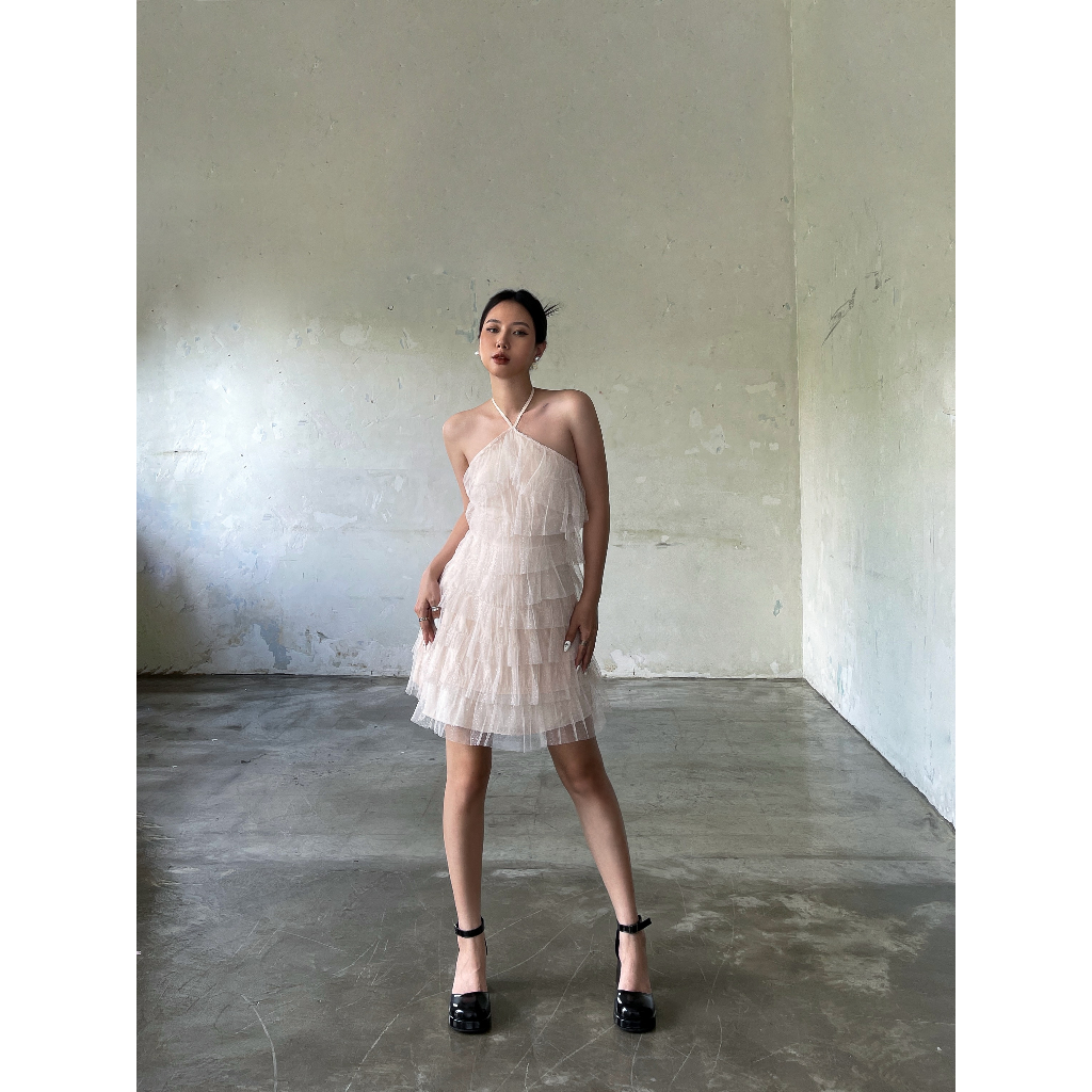 Đầm yếm hồng tầng kim tuyến - Lady's Slipper Dress - DEPASS