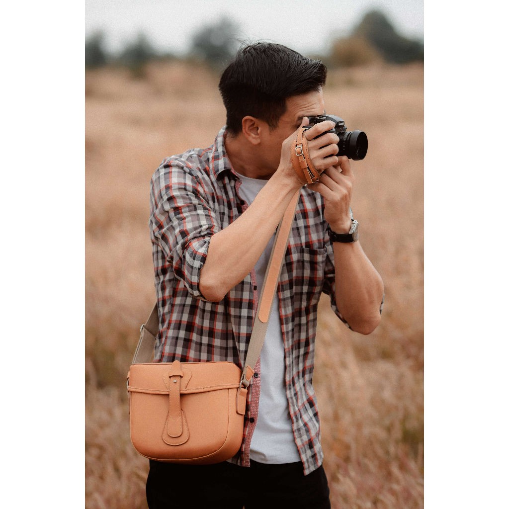 Dây đeo máy ảnh cổ tay. Pro Hand Strap Grip Leather