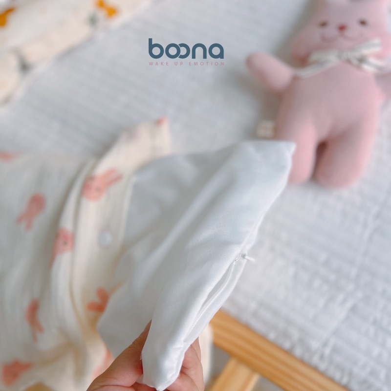 Gối bông xô Sơ sinh   musslin Boona size to - mẫu 2 lớp vỏ gối tháo giặt thoải mái