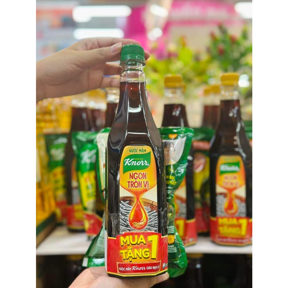 Nước mắm Knorr tròn vị 750ml tặng 1 bịch hạt nêm 150g