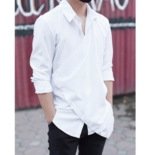 Sơ mi vạt chéo trắng