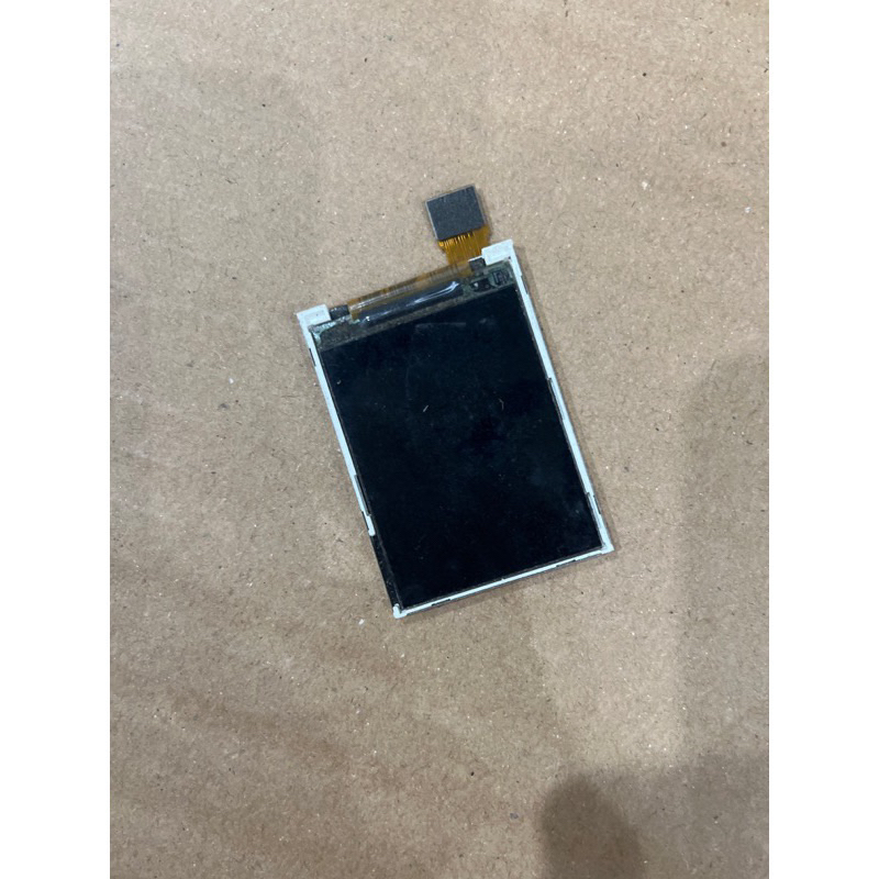 Màn hình qmobile f680 conec trắng