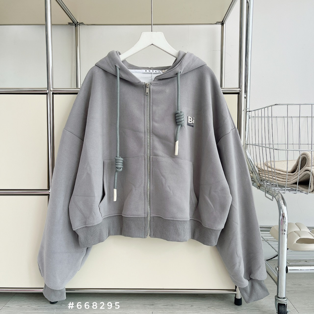 Áo khoác crop thêu Bi dream 668295