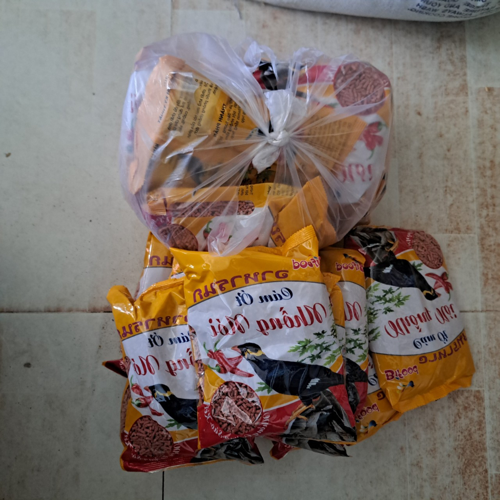 Cám ớt nhồng nói Bifood, chim cưởng, chim sáo, két trọng lượng  500gr cung cấp đầy đủ năng lượng cho chim