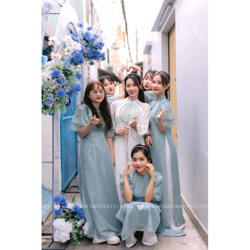 Cho thuê áo dài bưng quả đồng giá 90k