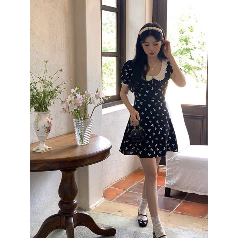 Váy hoa nhí cổ bèo