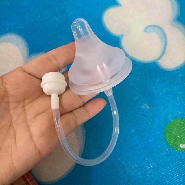 Núm ti kèm ống hút chống sặc cổ rộng bú mọi tư thế BQSHOP
