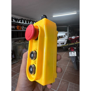 Công tắc điều khiển máy tời