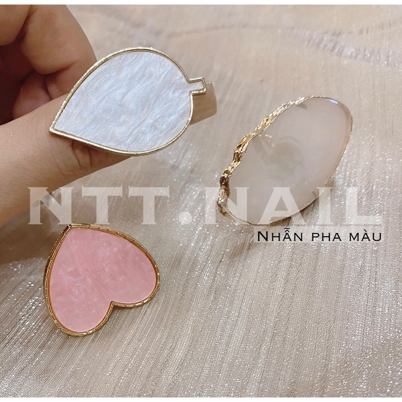 Nhẫn pha màu( giao hình ngẫu nhiên)