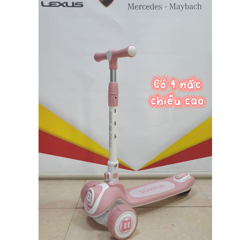 Xe trượt scooter cho bé BBT Global bánh sáng KM986/989