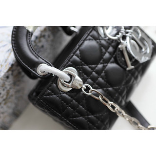 Túi xách CD Lady D-Joy tag bạc size 18cm