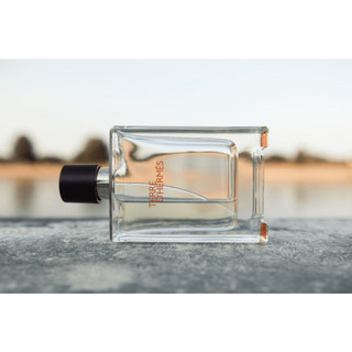 Vỏ nước hoa Terre D'hermes