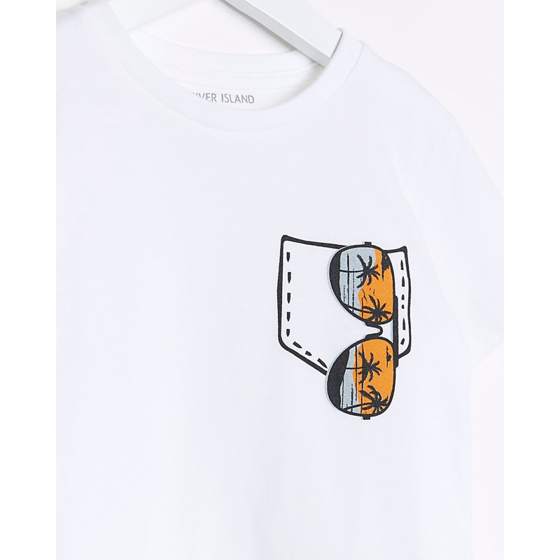 Phông trắng kính River cho bé trai