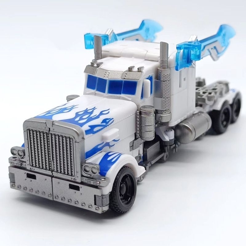 Mô hình Optimus Prime trắng - TW022A