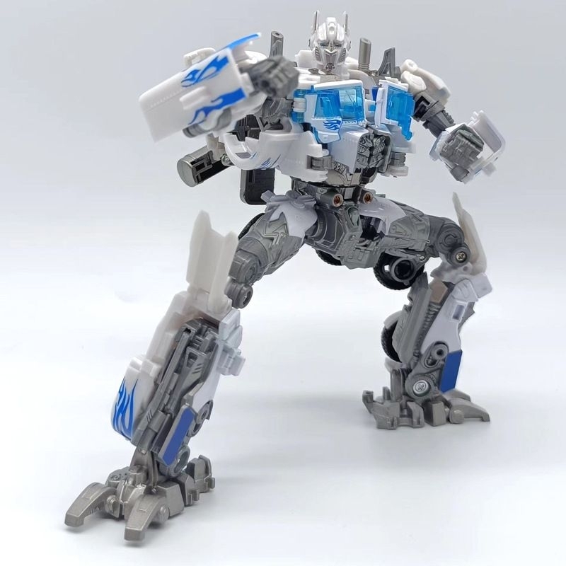Mô hình Optimus Prime trắng - TW022A