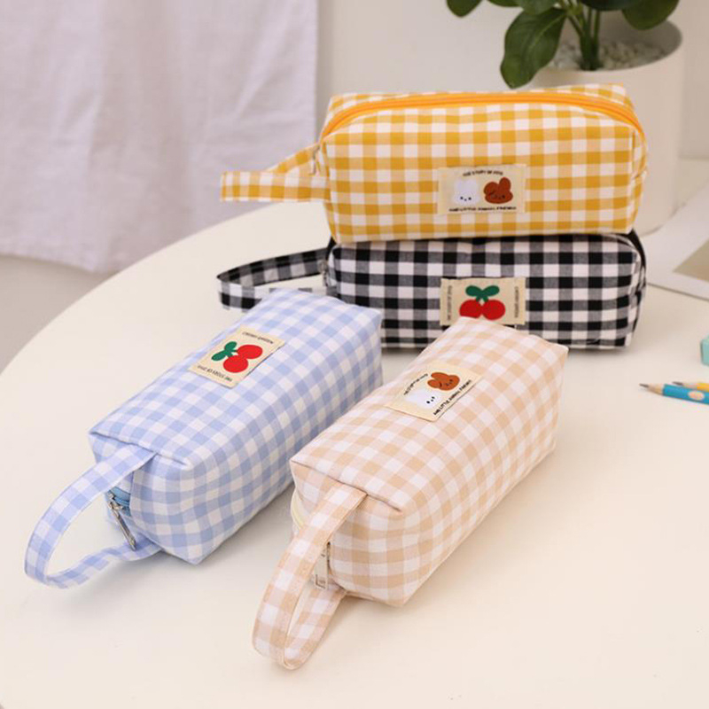 Túi đựng bút vải kẻ caro form rộng siêu cute - MEE