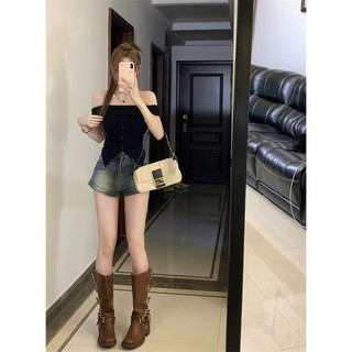 Áo trễ vai đính khuy cho nữ