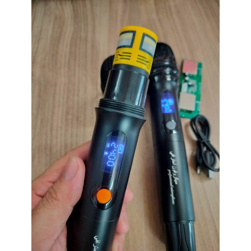 Micro loa kéo cao cấp UHF kim loại