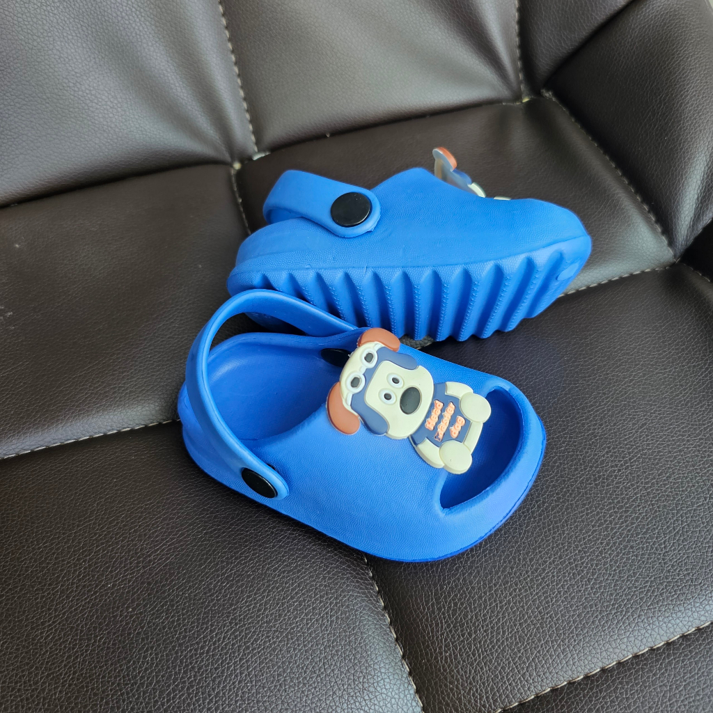 Dép Bánh Mì Cho Bé Hở Mũi, Quai Hậu Chất Liệu Eva Siêu Nhẹ Hình Cún Đáng Yêu, Dép Lê Cho Bé Trai Và Bé Gái