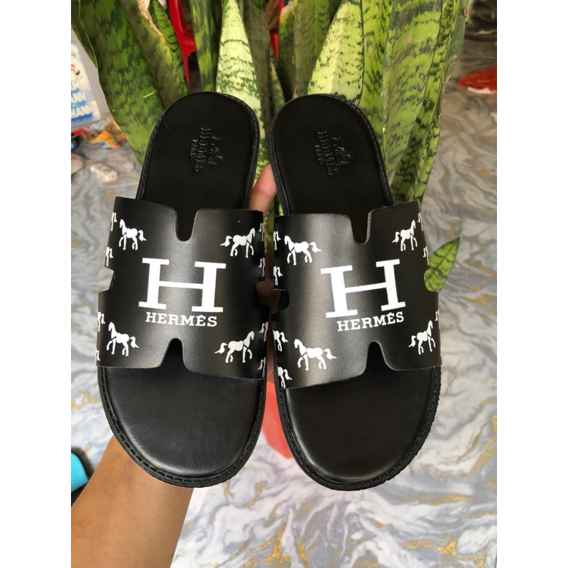 Dép hm sản phẩm hót nhất năm 2022