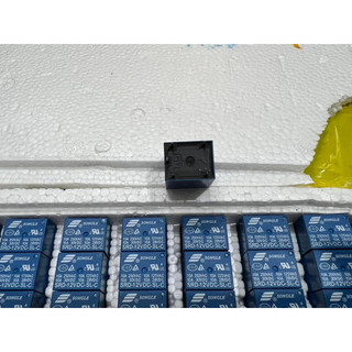 Relay 12vdc 10a 5 chân songle