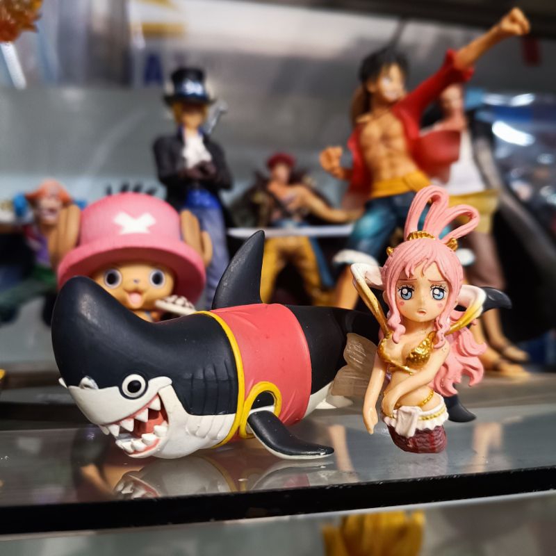 Mô hình One Piece - Công chúa tiên cá Shirahoshi + cá mập chính hãng