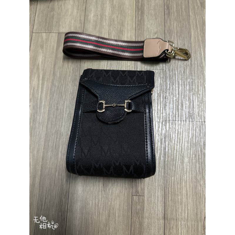 Pass túi xách, balo thanh lý