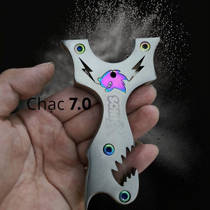 ná cá heo logo titan nhám + 4 ốc titan + lục giác