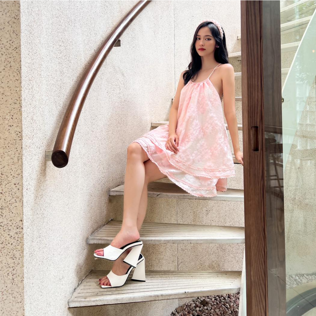 Guốc cao gót Minhtuyetshoes hở mũi quai ngang bản rộng- Guốc cao gót gót vuông xéo cao 9cm gót nai mã GCGV