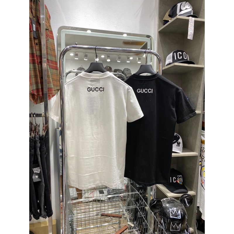 Áo phông G.c hoạ tiết chữ ,và ong thêu cực chất